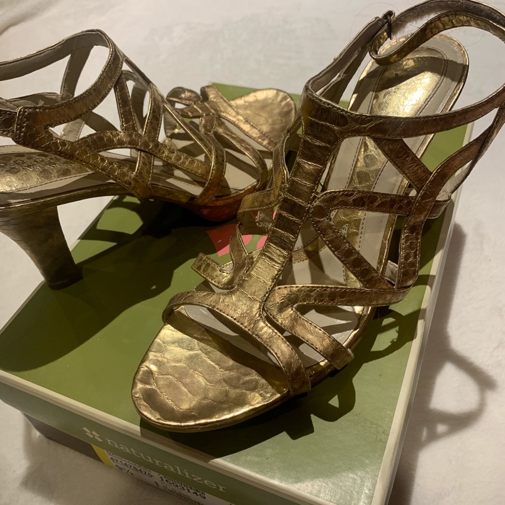 Gold high heels Naturalizer size 9.5
